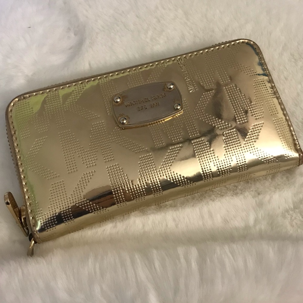 RARE MICHAEL KORS ✨ Jet Set Gold Wallet Wristlet